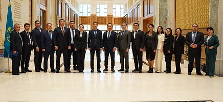 В Архиве Президента РК обсудили развитие «Е-Архива» и новые подходы к хранению документов фото галереи 1